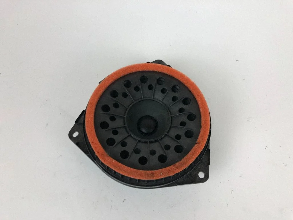 Rear door speaker 861600WV60