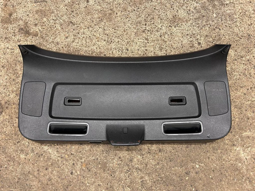 Tailgate trim – BMW X6 E71 (2008-2014)