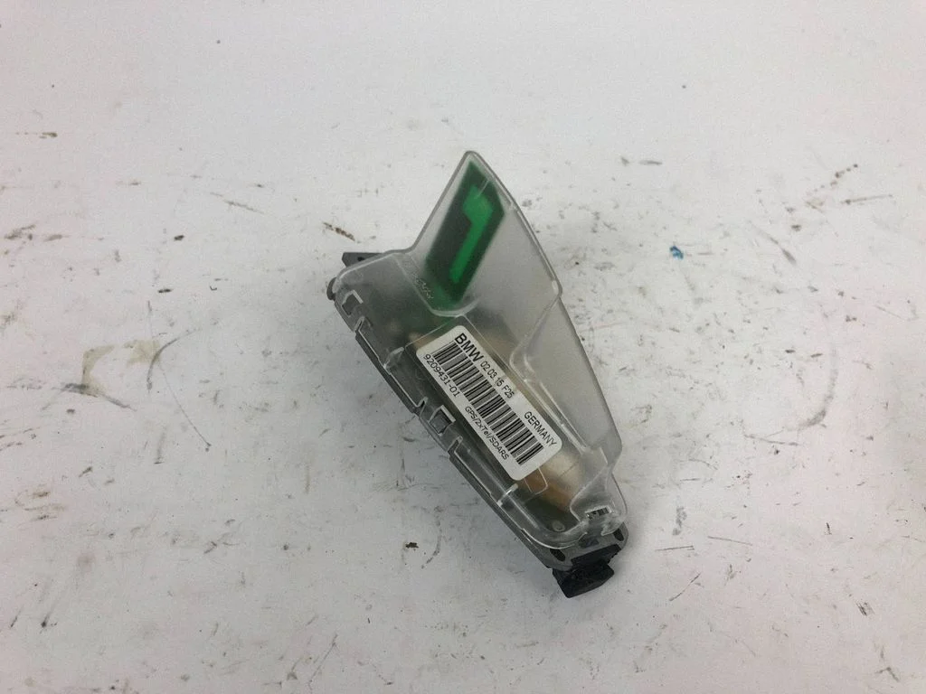Aerial GPS antenna 9209431