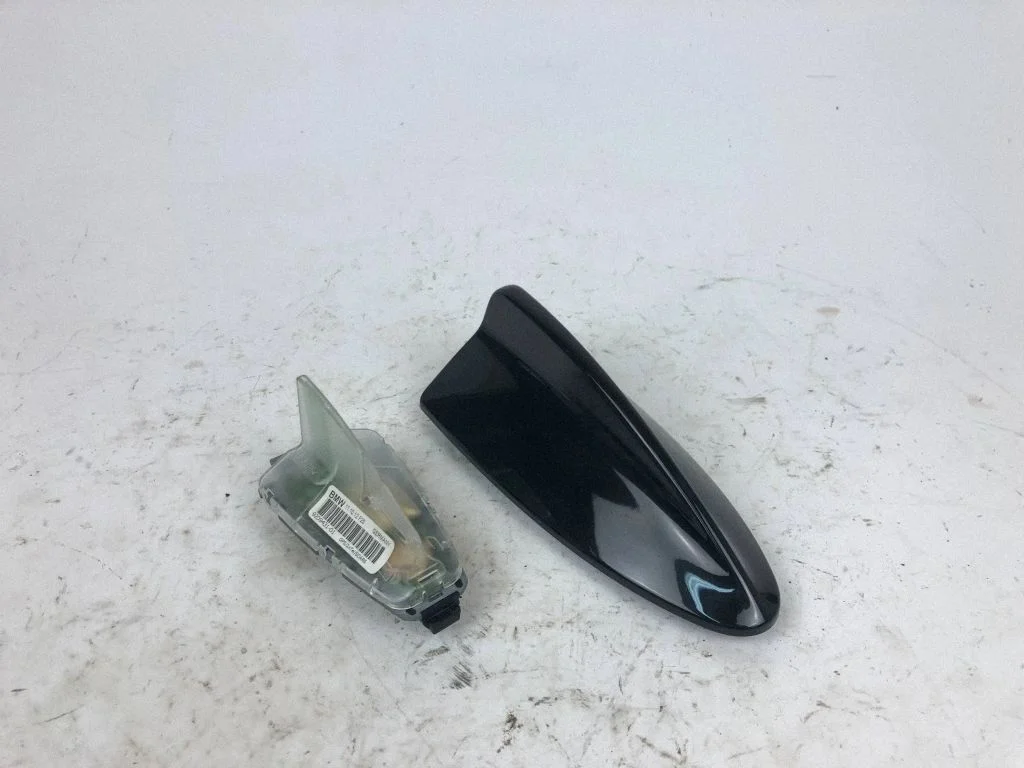 Aerial GPS antenna 9209431