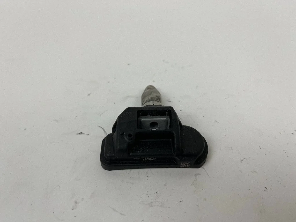 Tire pressure sensor 670106084