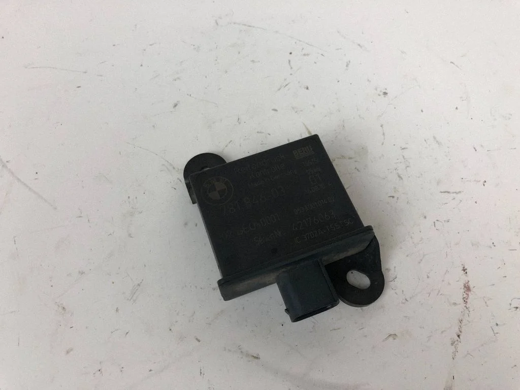 Tire pressure sensor 6781846