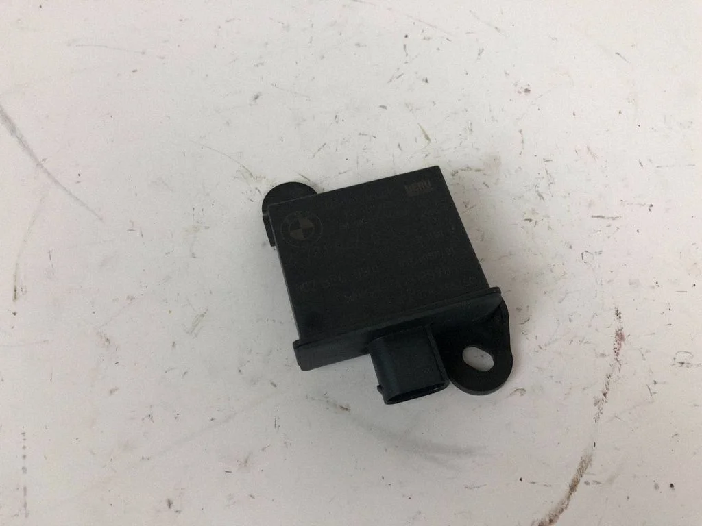 Tire pressure sensor 6781846