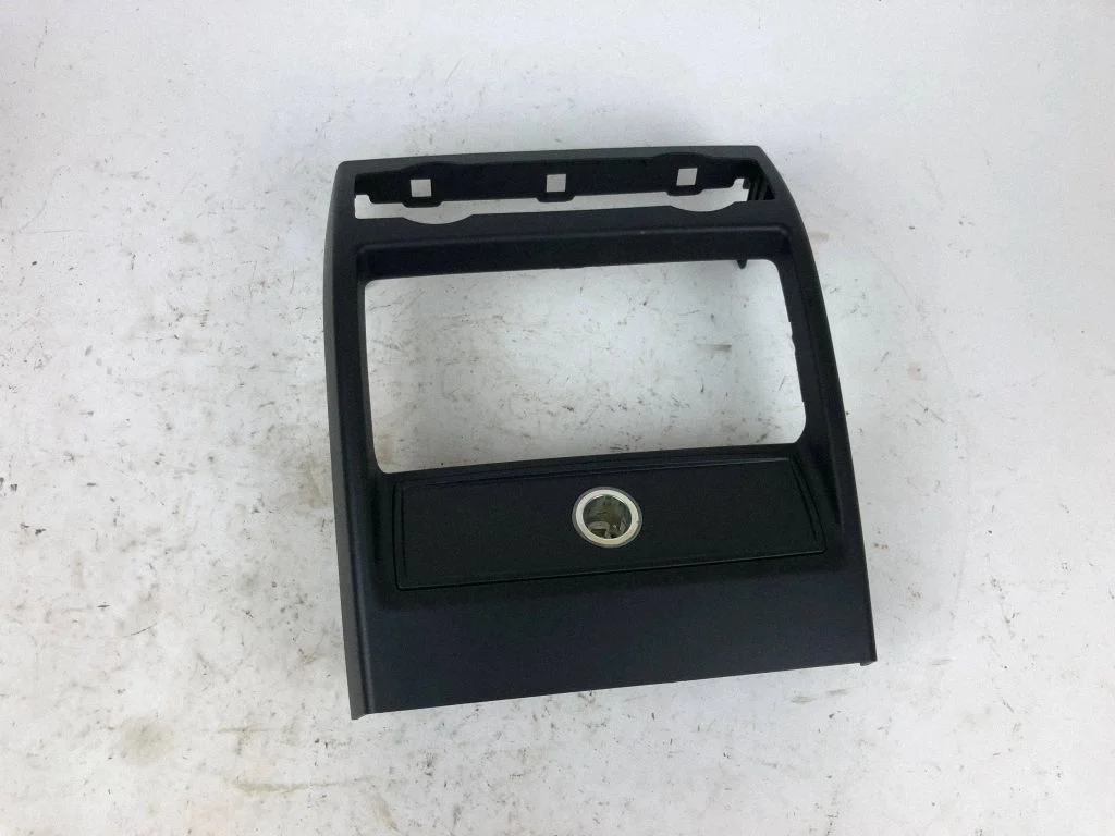 Other center console (tunnel) element 0114377
