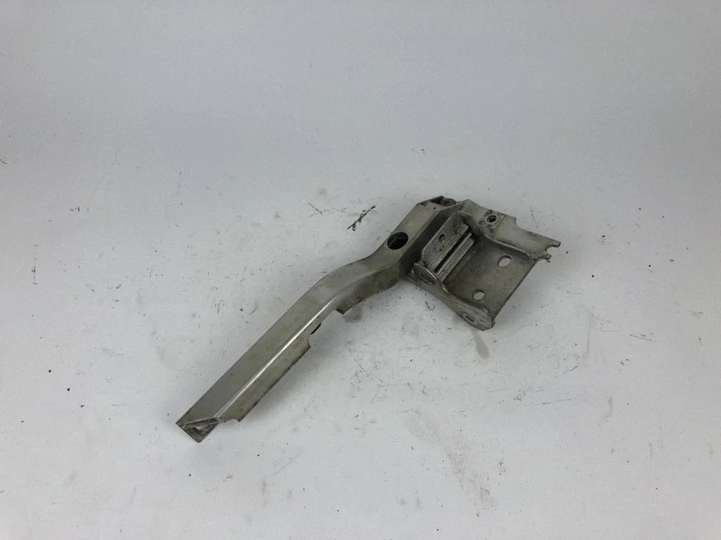 Radiator mount bracket 7186513