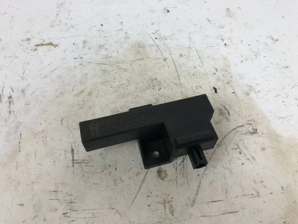 Beraktės sistemos KESSY (keyless) valdymo blokas/ modulis