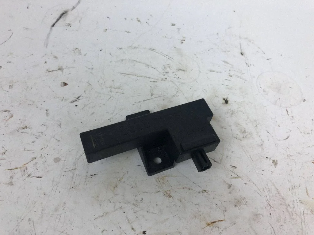Beraktės sistemos KESSY (keyless) valdymo blokas/ modulis