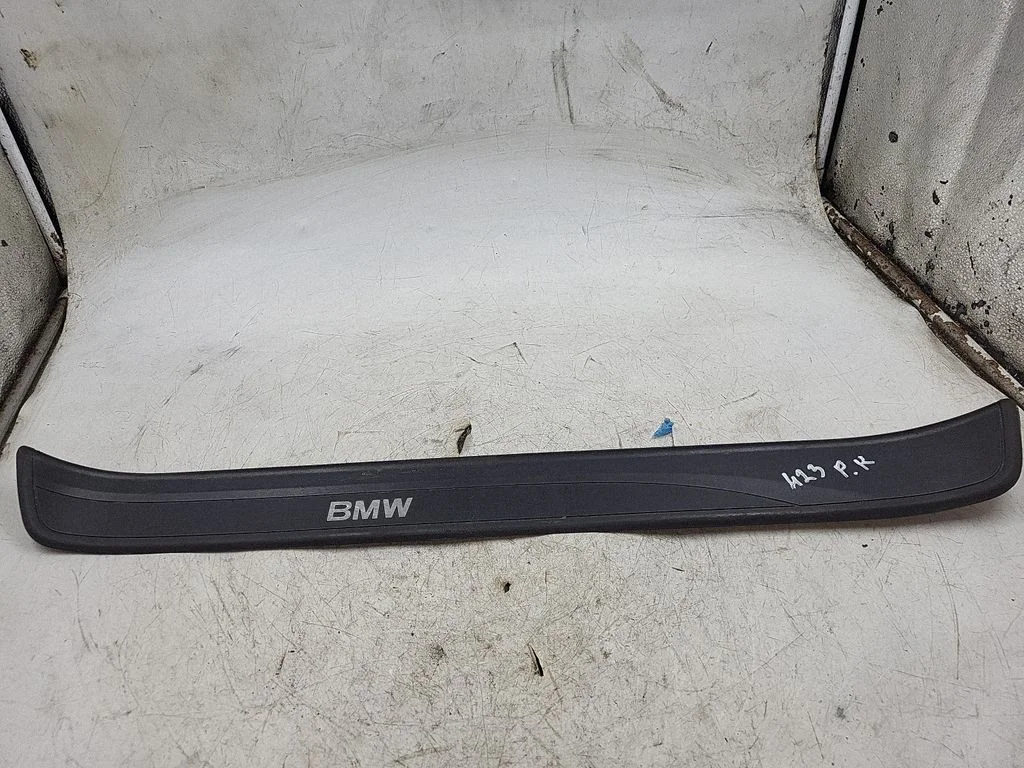 Front sill trim cover 73060279