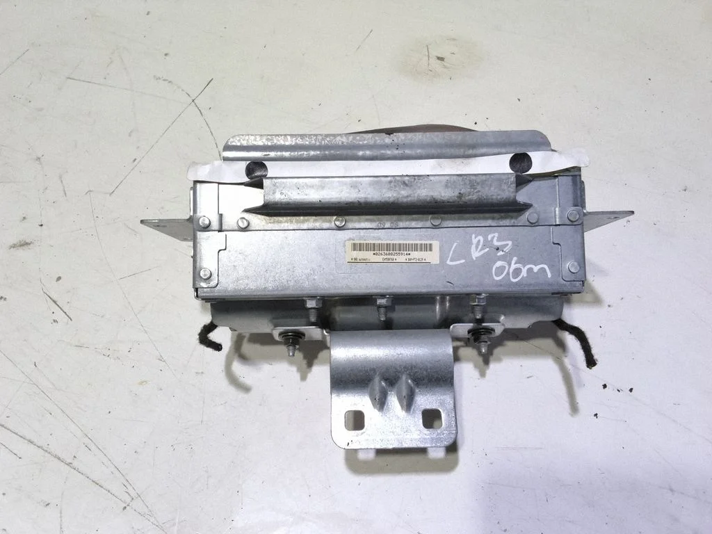 Passenger airbag PB85017070