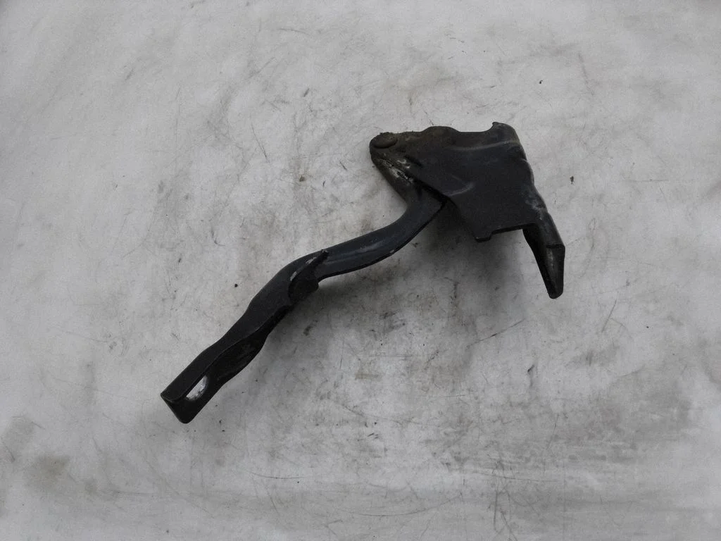Mootorikapoti hinged – Hyundai Santa Fe (2006-2012)