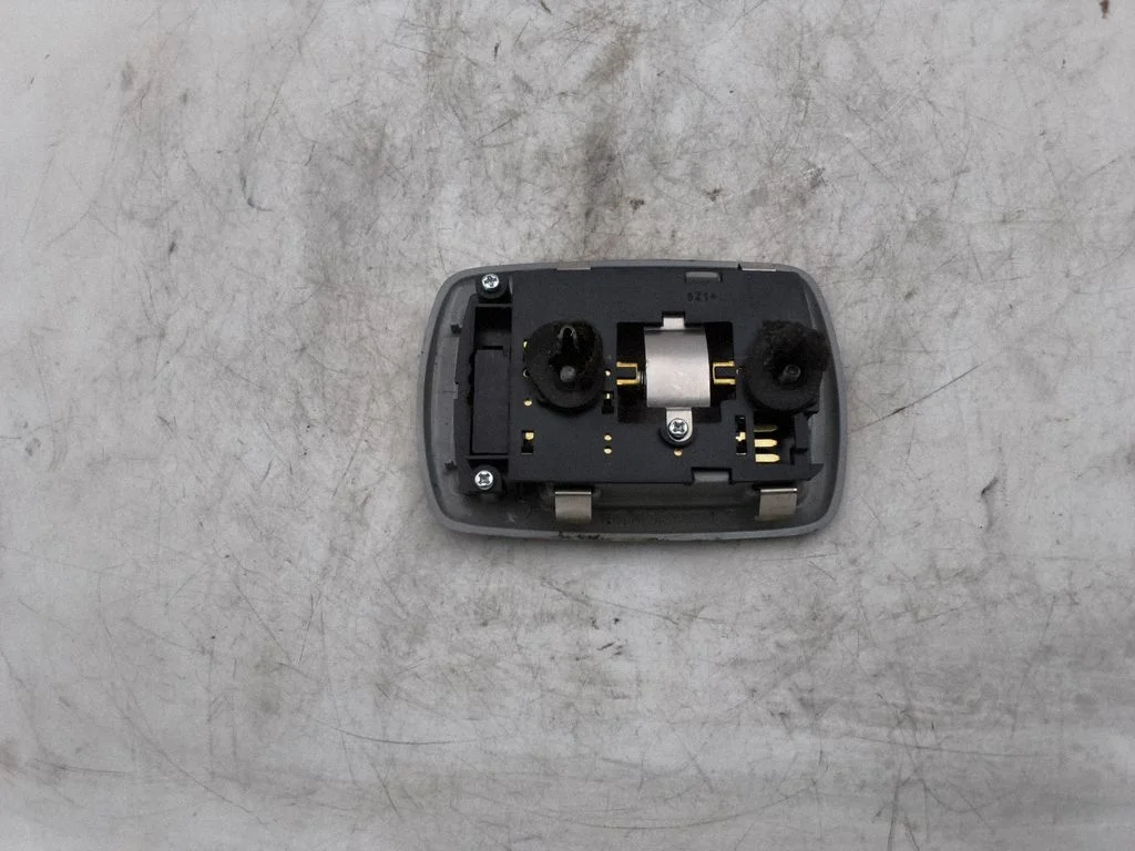 Rear seat light – Hyundai Santa Fe (2006-2012)