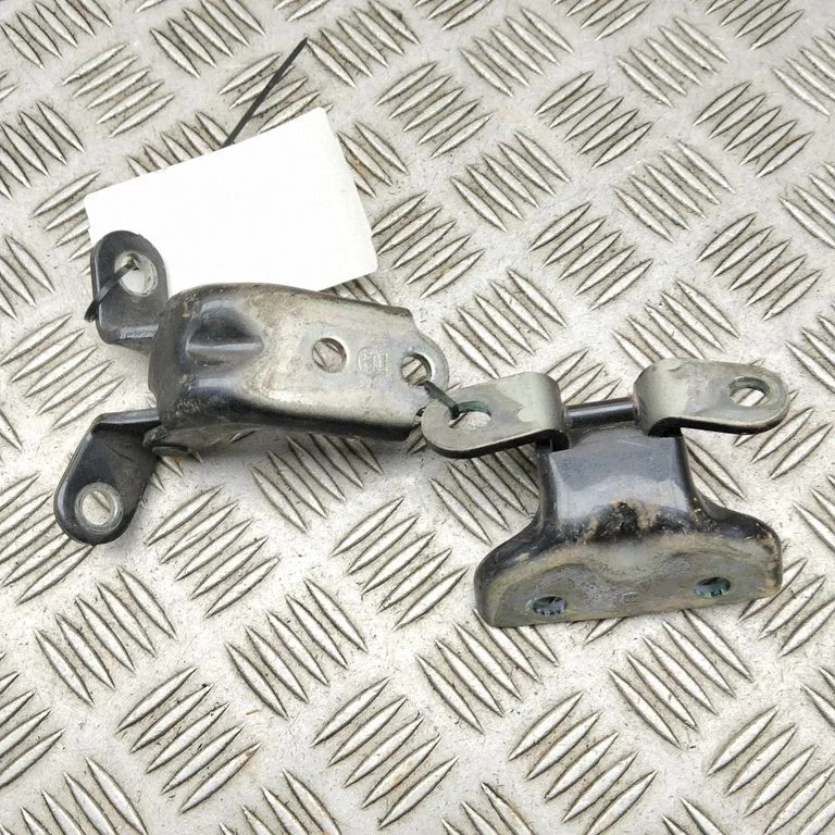 Rear door hinge set – KIA Niro (2016-2022)