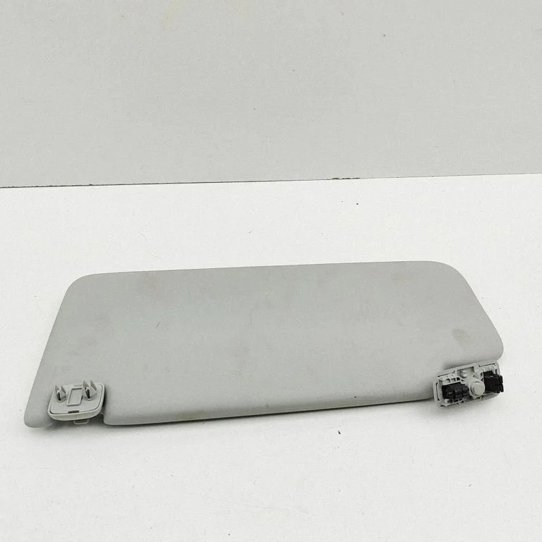 Saulessargs 8W0857562A