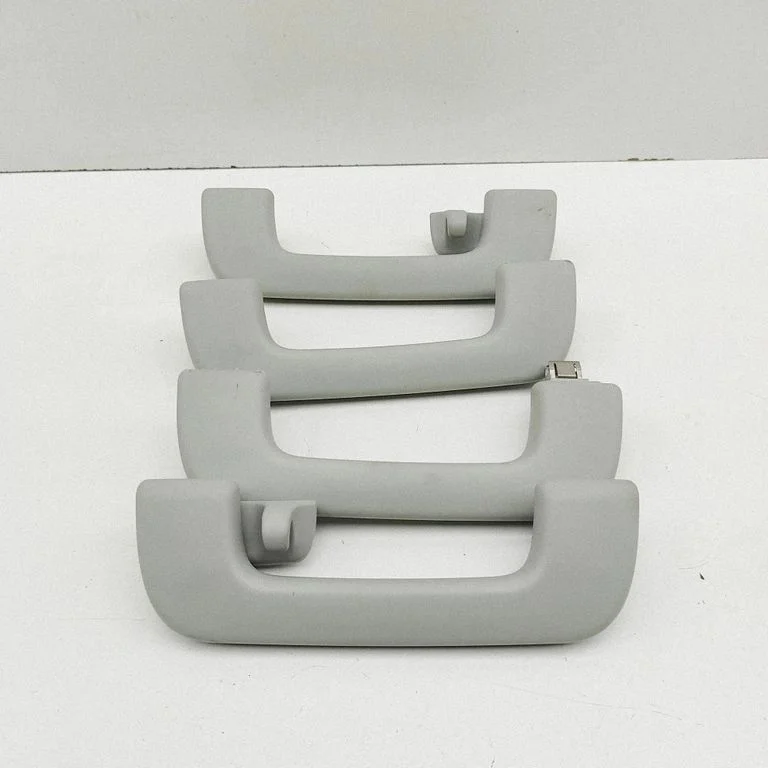 A set of handles for the ceiling – Audi Q3 F3 (2018-2025)