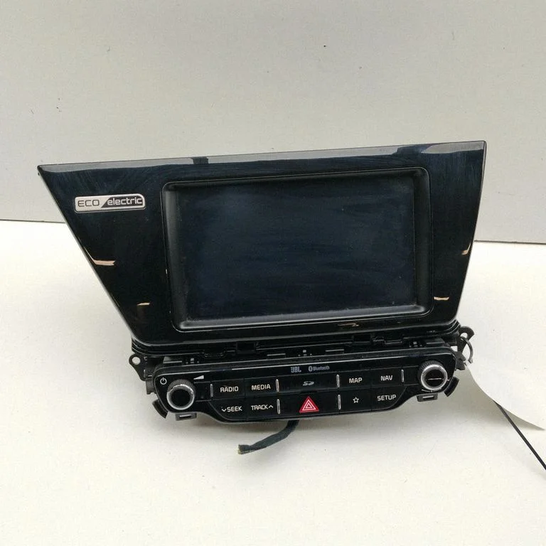 Radio/CD/DVD/GPS head unit – KIA Niro (2016-2022)