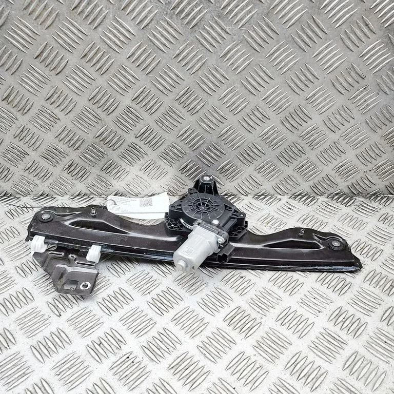 Rear window lifting mechanism without motor EKEA6204109A