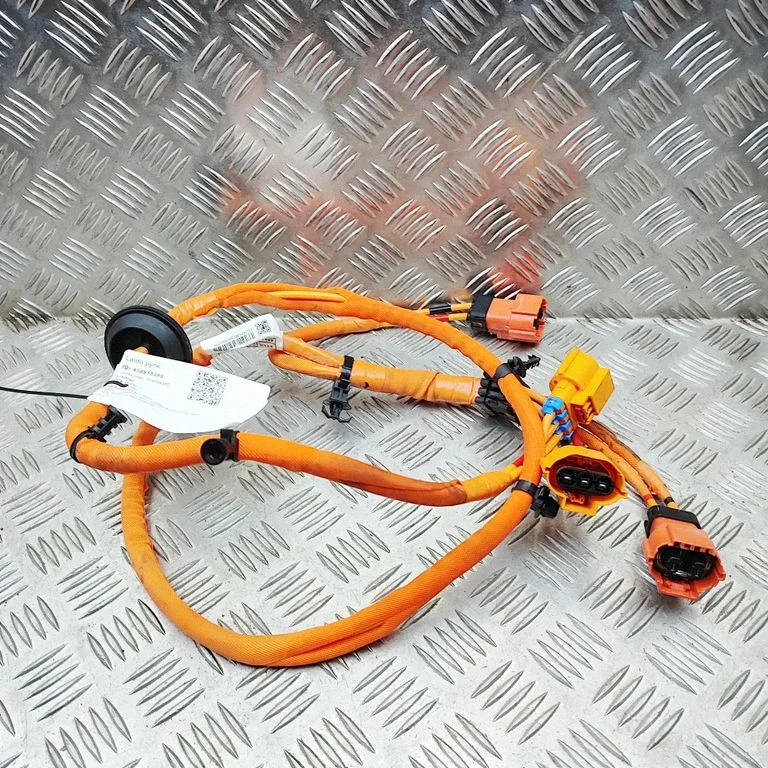 Kiti laidai/ instaliacija