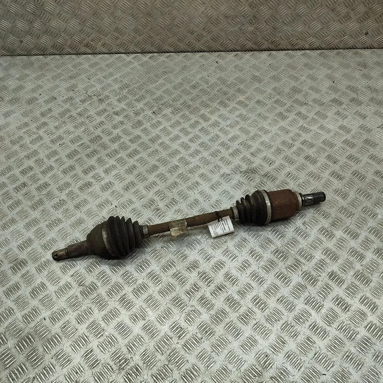 Front driveshaft 391011KA0A