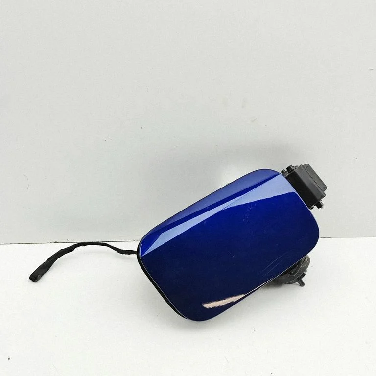 Degvielas tvertnes vāciņš 83A809906