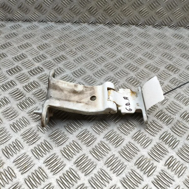 Tagaukse ülemine hing BK21V429A14BF