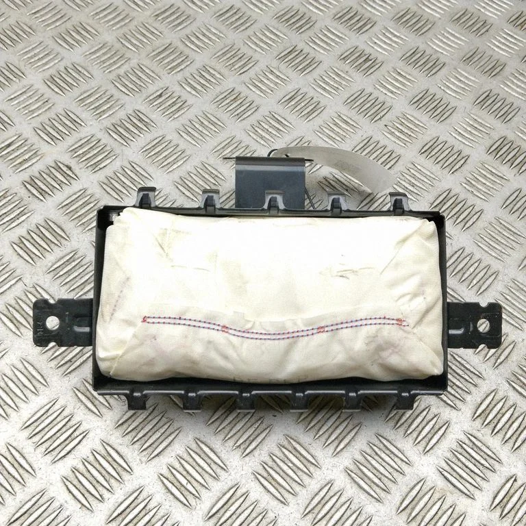 Passenger airbag – KIA Niro (2016-2022)