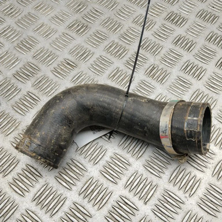 Wąż / rura intercoolera SA3HLU1314120