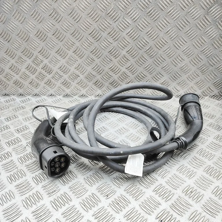 Elektromobilio įkrovimo laidas