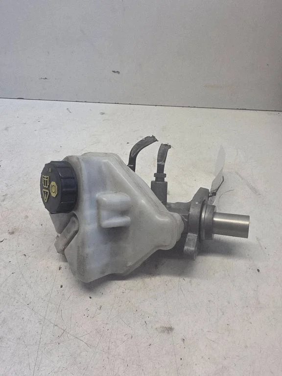 Master brake cylinder – Volvo S60 (2011-2013)