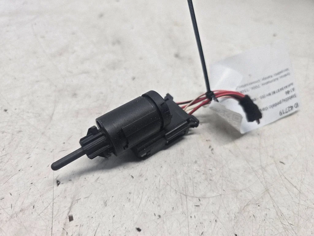 Brake pedal sensor switch 3B0945511C
