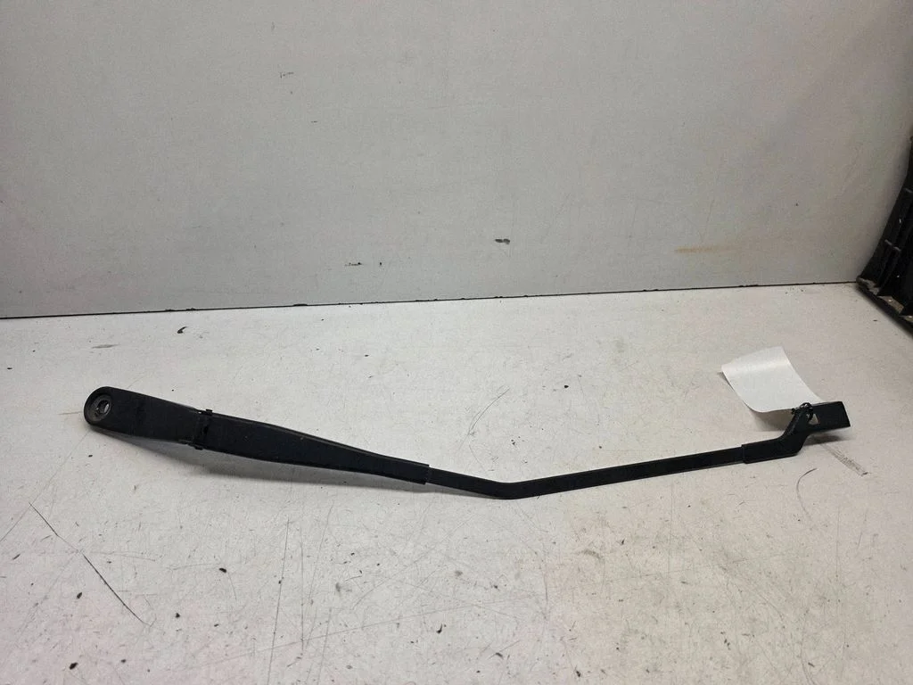 Front wiper blade arm 30753508