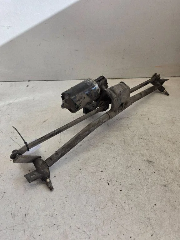 Front wiper linkage and motor 893955113