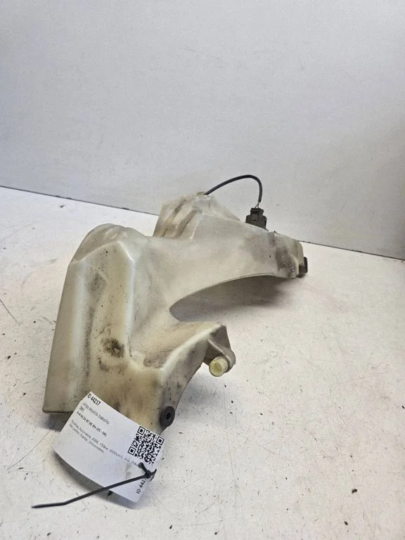 Windshield washer fluid reservoir/tank 8E0955451AR