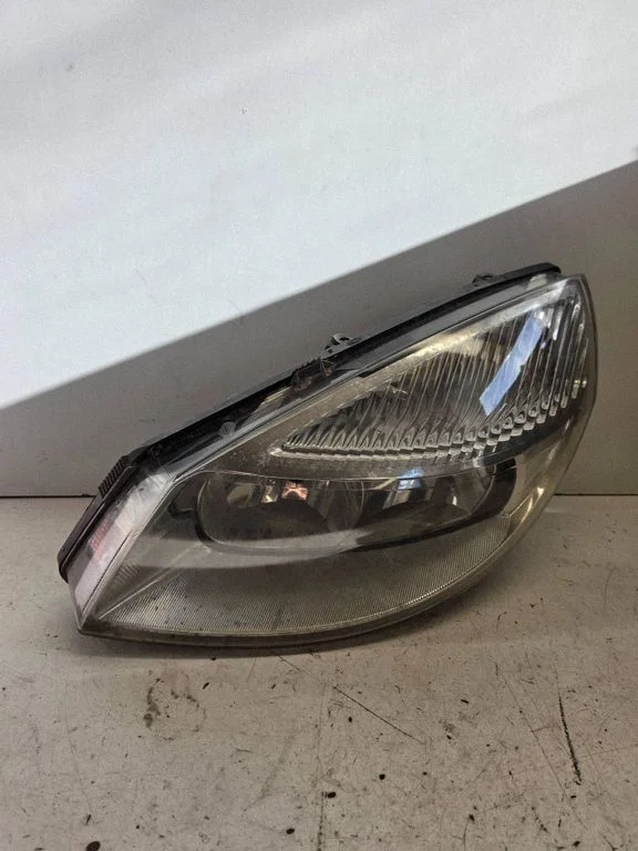 Headlight/headlamp 15810300