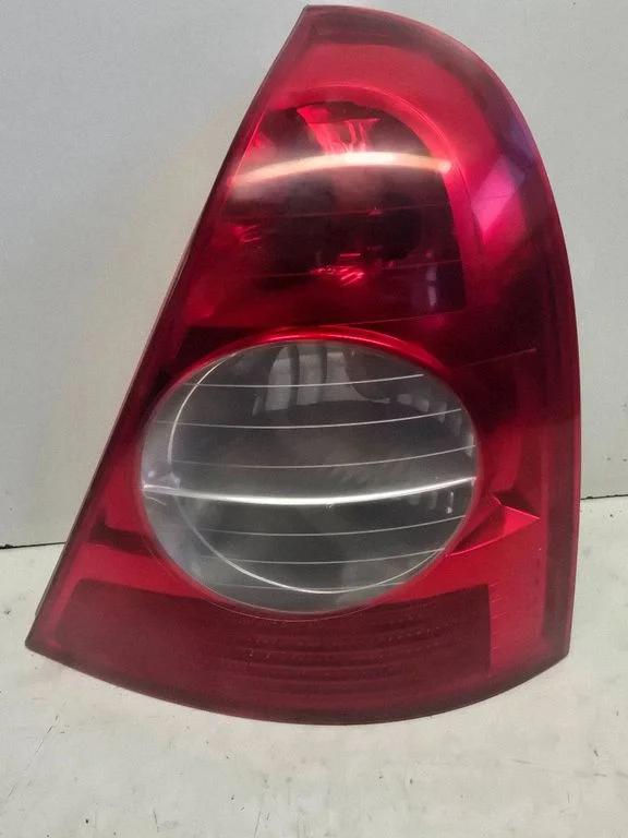 Rear/tail lights 8200284685