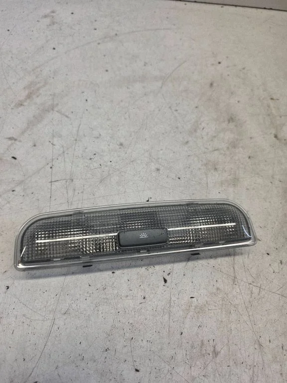 Rear seat light 8P0947111A