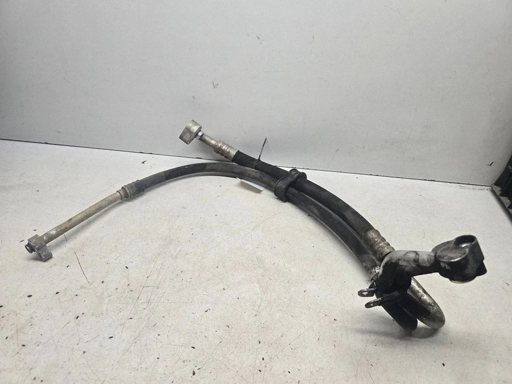 Air conditioning (A/C) pipe/hose 3B0260704J