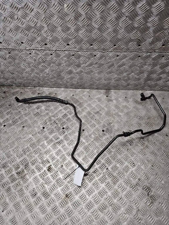 Pavarų dėžės tepalo aušintuvo vamzdelis (-ai)/ žarna (-os)