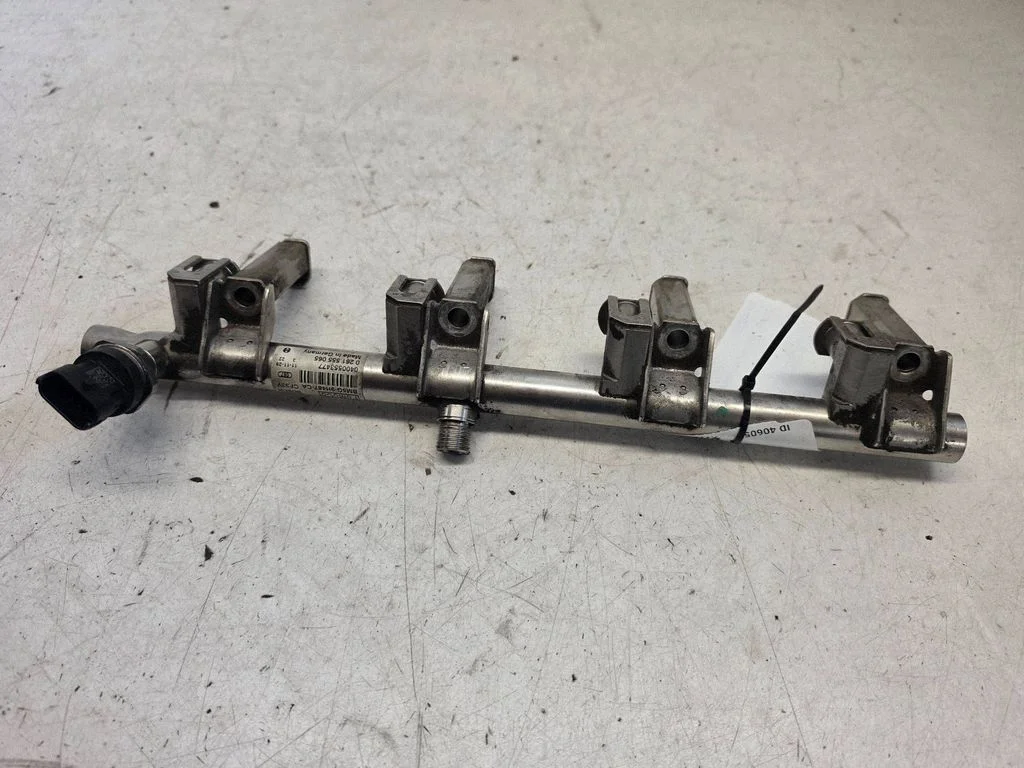 Fuel main line pipe BM5G9H487CA