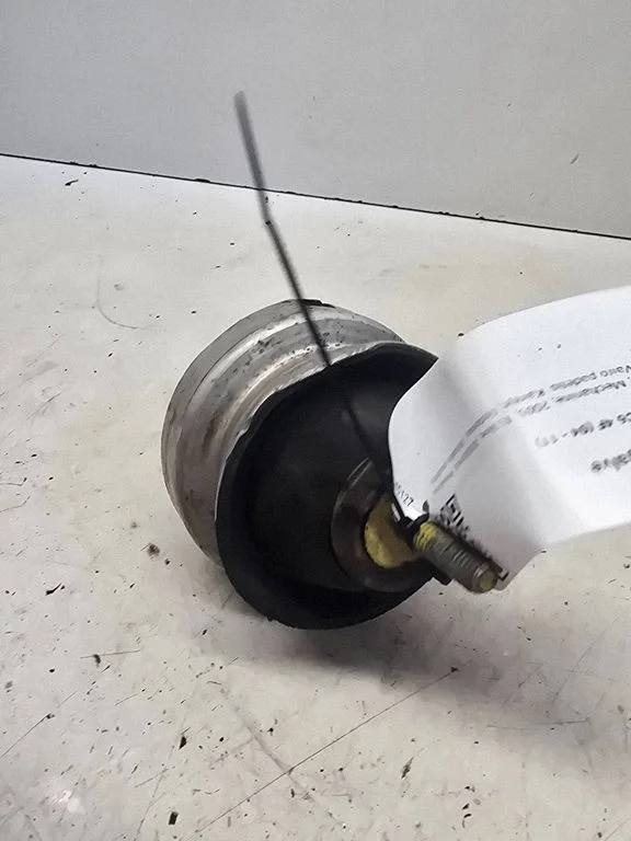 Engine mount bracket 4F0199382AD