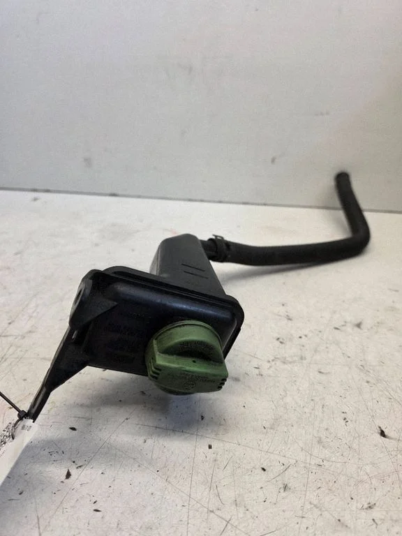 Power steering fluid tank/reservoir 8E0422373