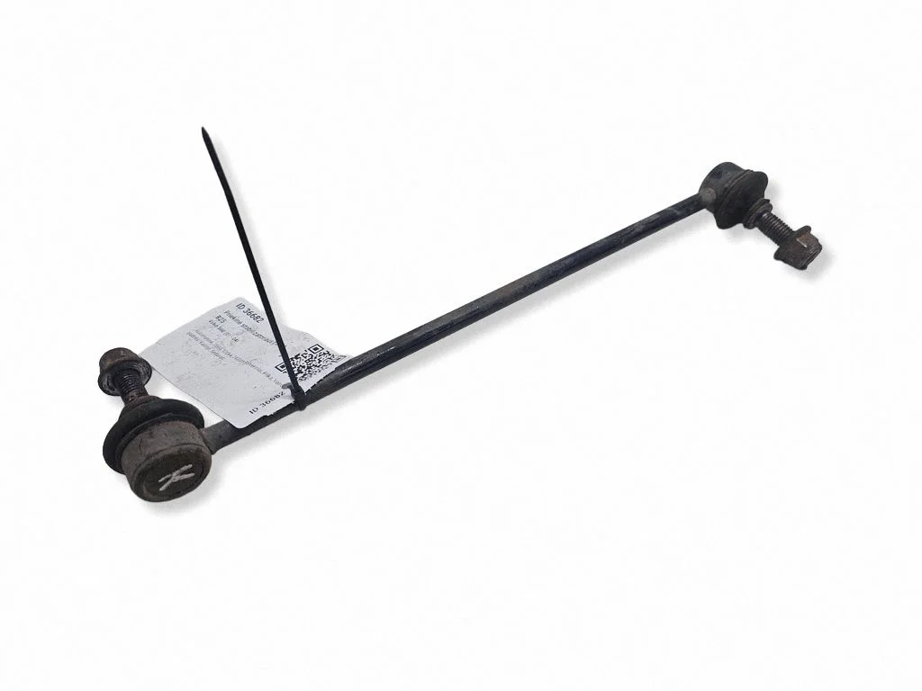 Priekinė stabilizatoriaus traukė