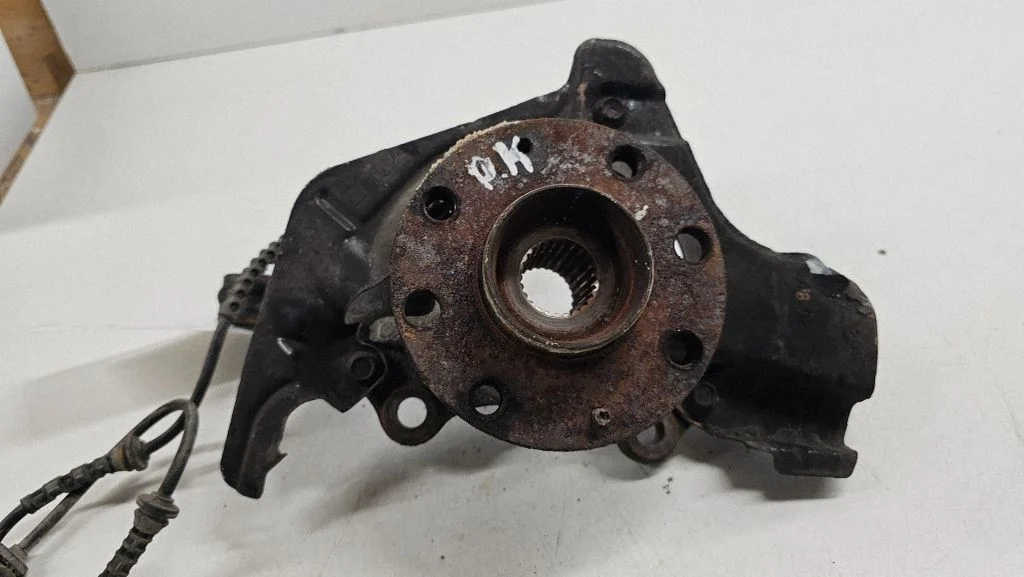 Front wheel hub – Opel Corsa D (2006-2014)
