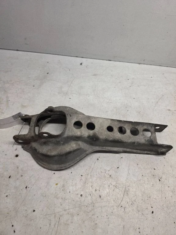 Rear upper control arm/wishbone 1234