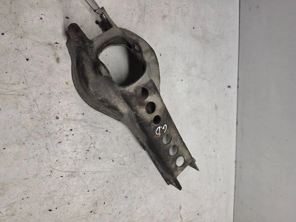 Rear upper control arm/wishbone 1234