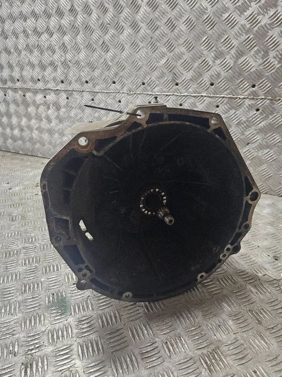 Mechaninė 5 pavarų dėžė