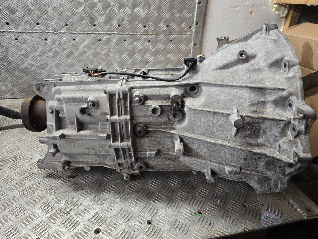 Mechaninė 6 pavarų dėžė