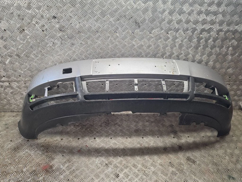 Front bumper 8H0807437