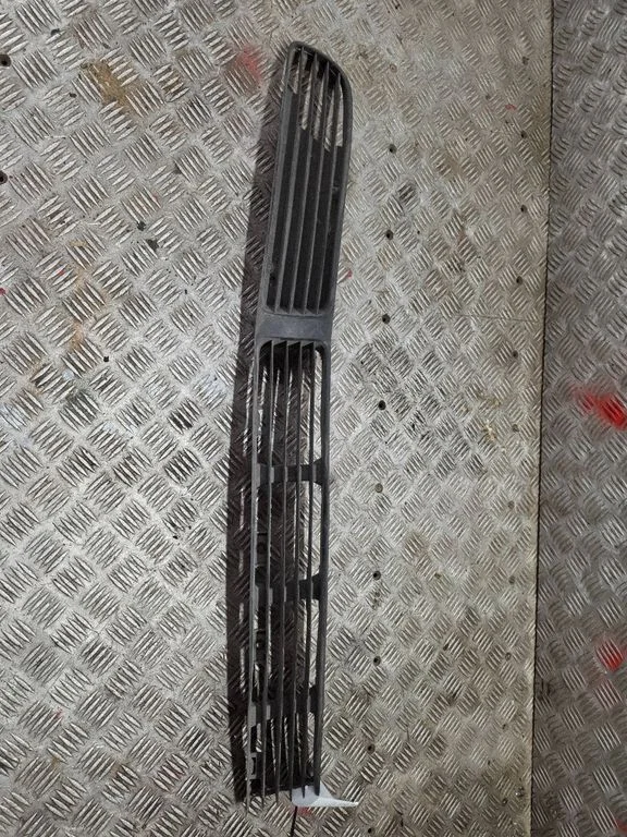 Front bumper lower grill 3B0853677A