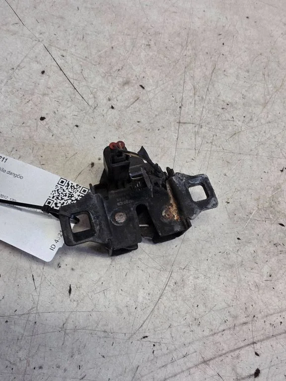 Engine bonnet/hood lock/catch 5H2216700CB
