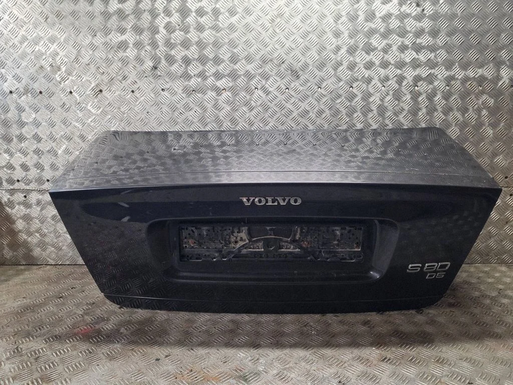 Tailgate/trunk/boot lid 1234